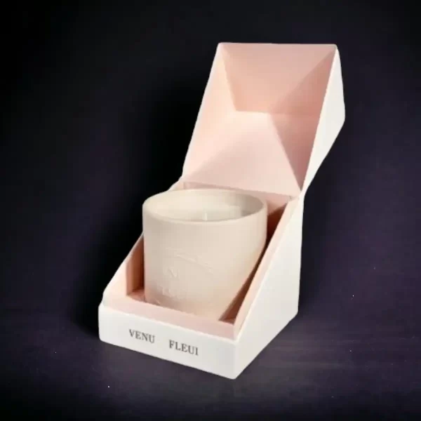 custom-candle-boxes-manufacture-in-usa-600x600.webp