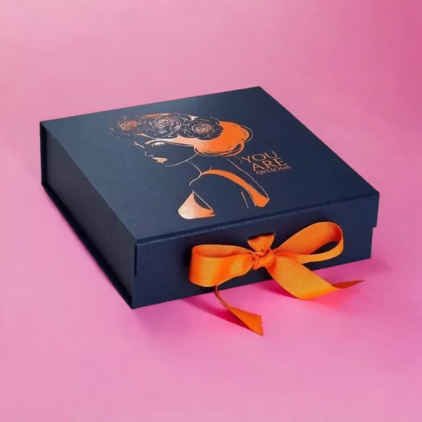 luxury-gift-boxes-at-wholesale-with-logo-600x600.webp