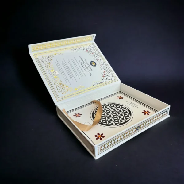 luxury-magnetic-closure-rigid-boxes-600x600-1.webp
